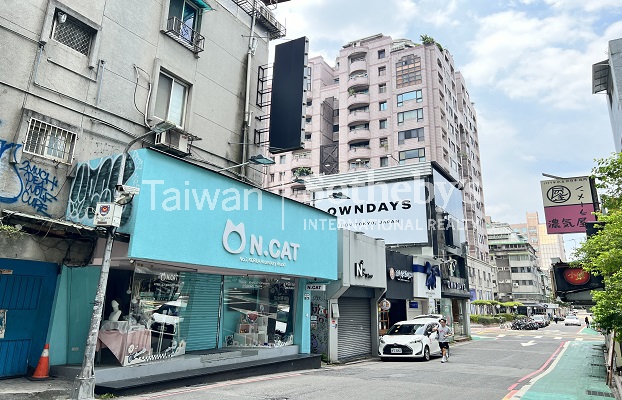 統領透天店面周邊環境